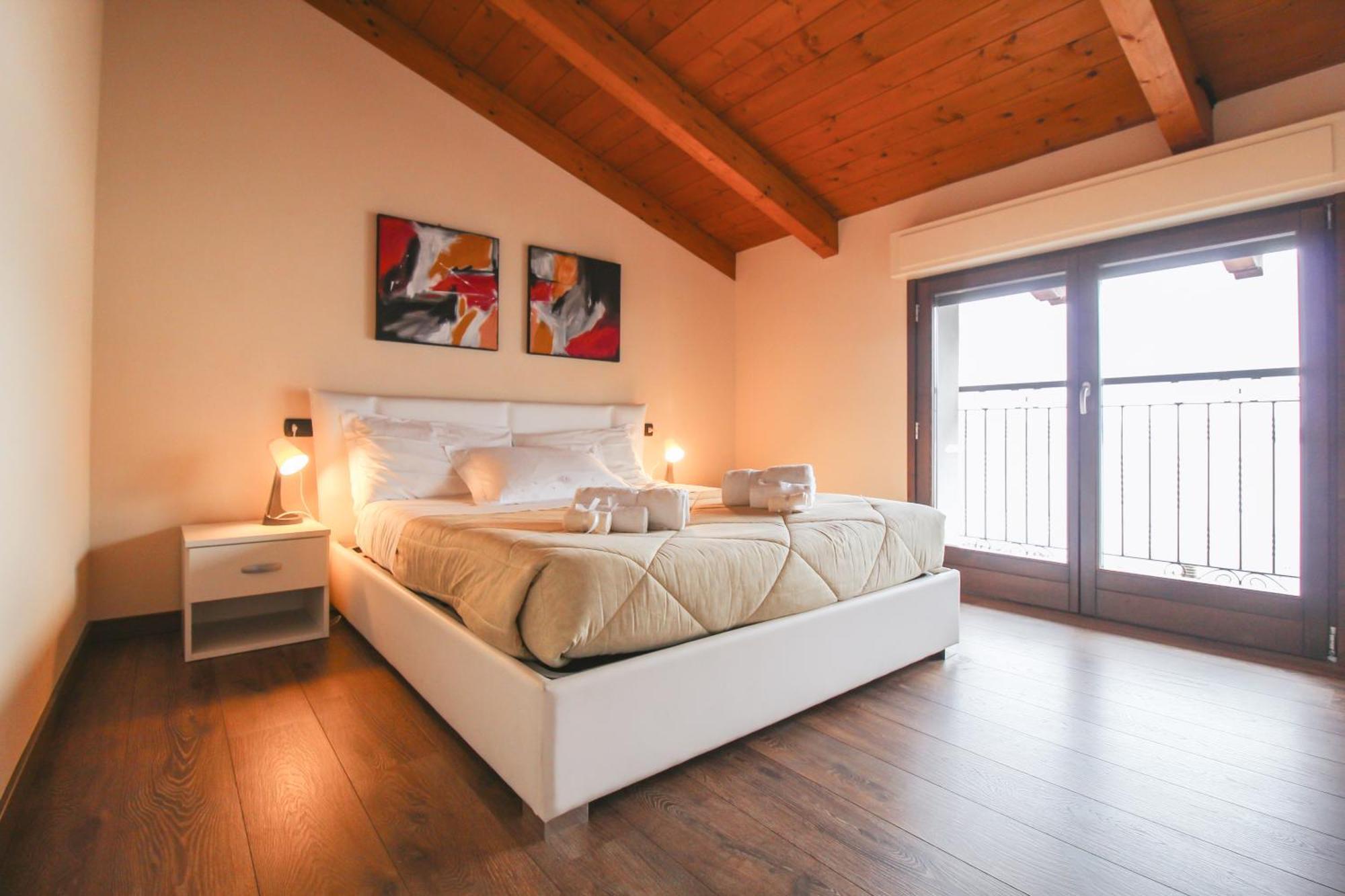 Appartamento Al Porto Pianello Del Lario Extérieur photo