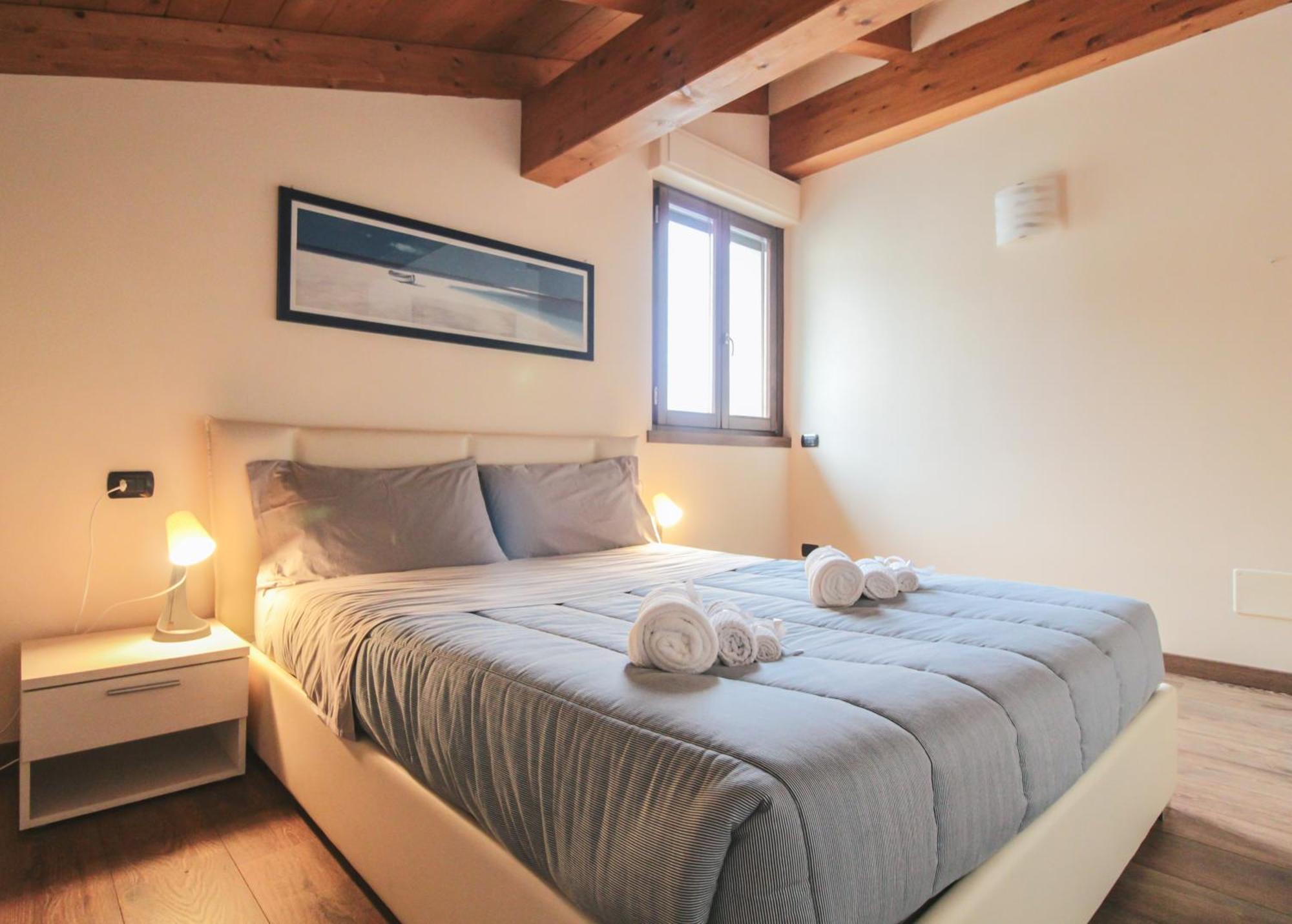 Appartamento Al Porto Pianello Del Lario Extérieur photo